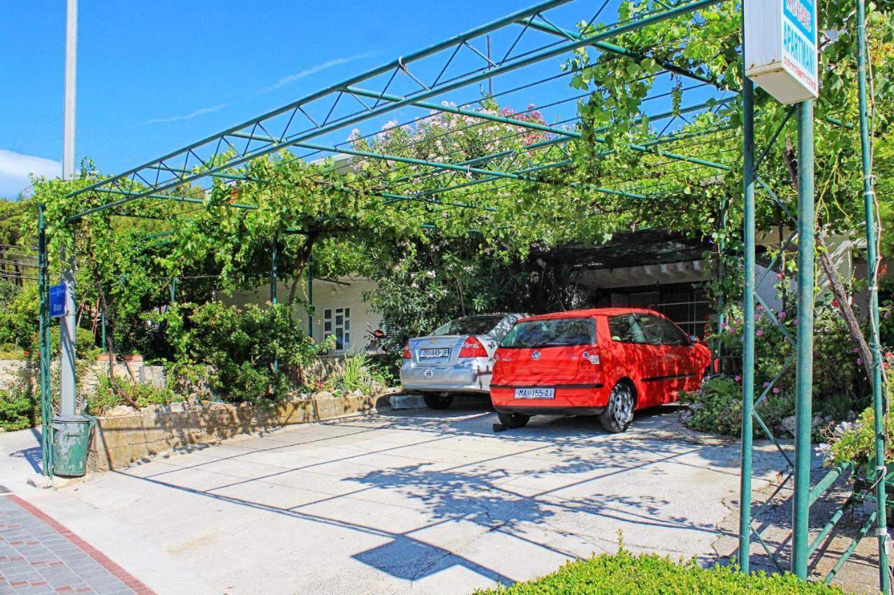 Apartments And Rooms With Parking Space Tucepi, Makarska - 6901 Buitenkant foto