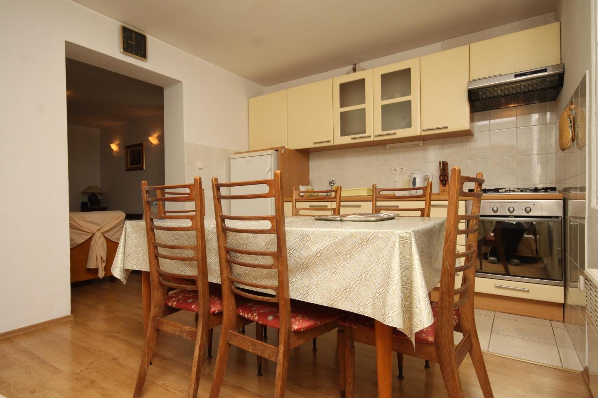 Apartments And Rooms With Parking Space Tucepi, Makarska - 6901 Kamer foto